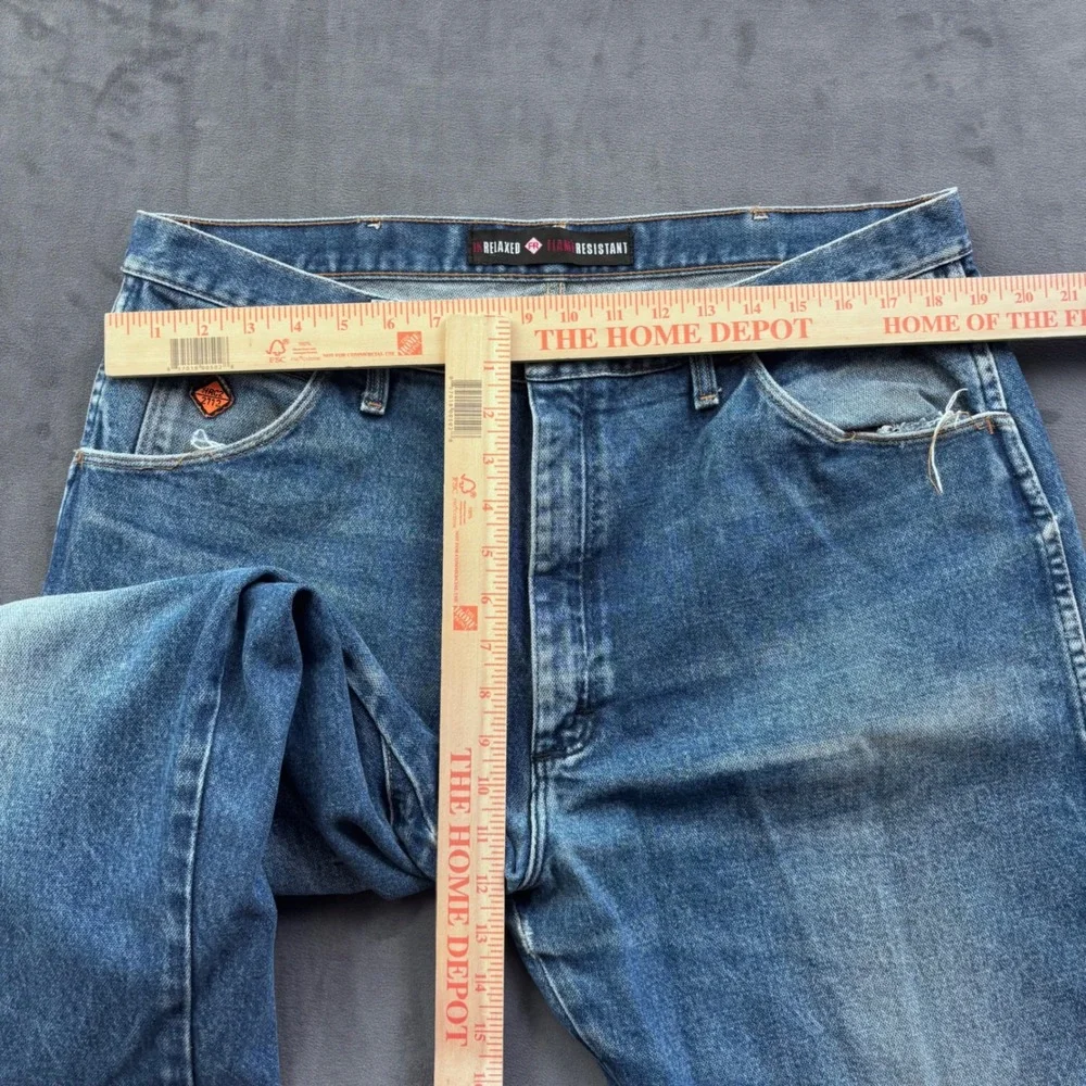 Wrangler FR Flame Resistant Relaxed Fit Jeans Mens 38x34 Blue Denim FR31MWZ
